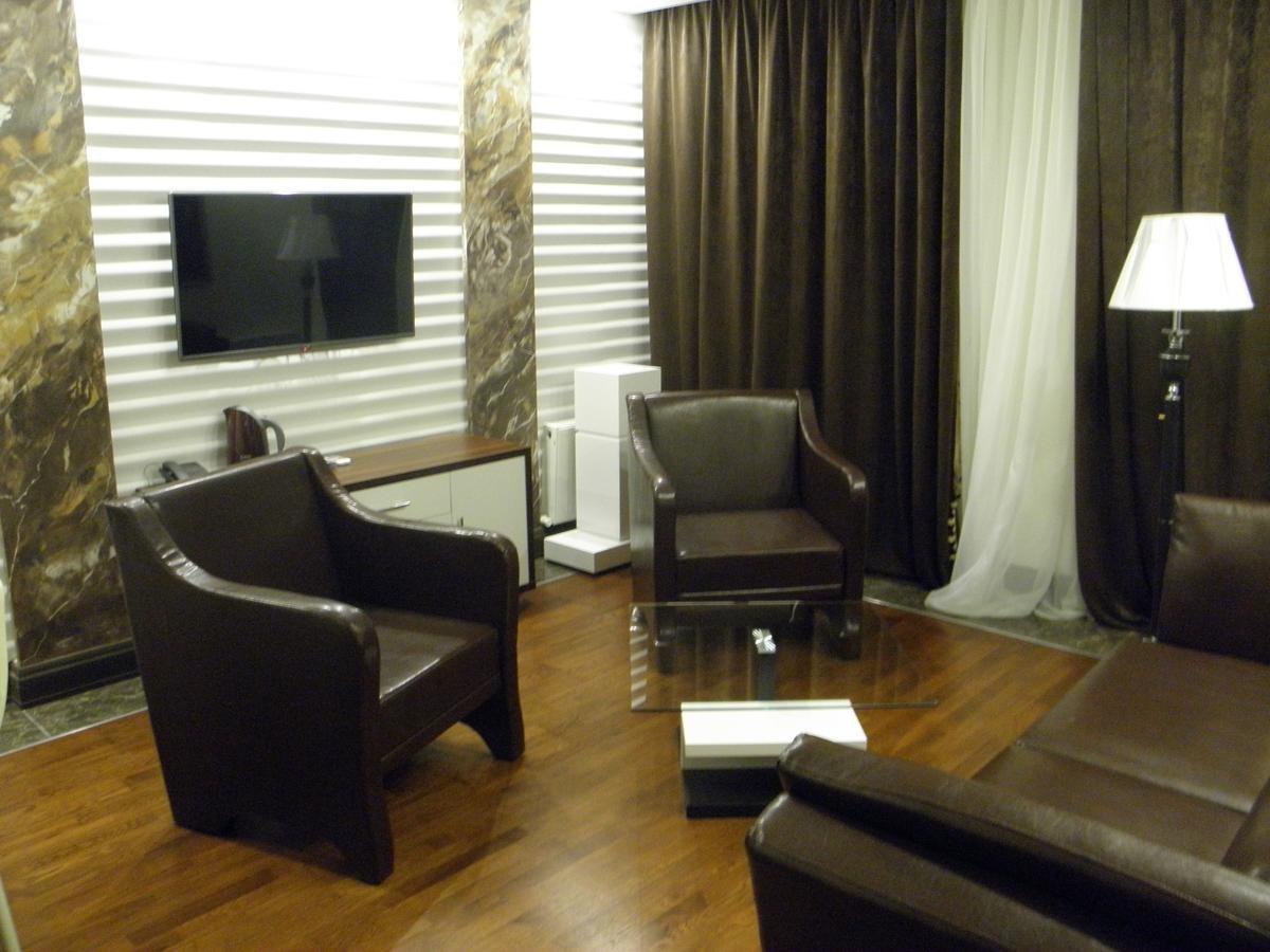 Krts Korona Hotel Sudilovichi Kültér fotó