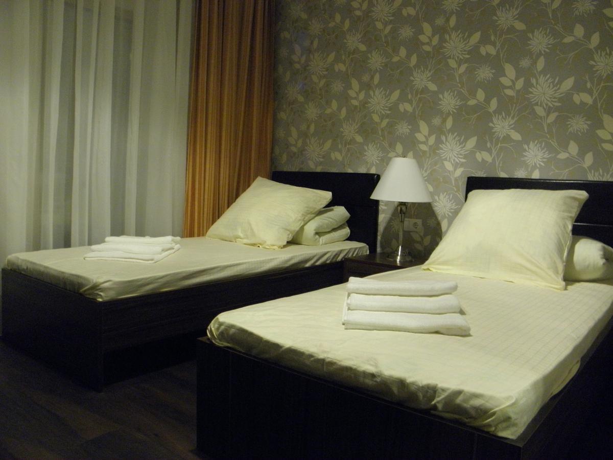 Krts Korona Hotel Sudilovichi Kültér fotó