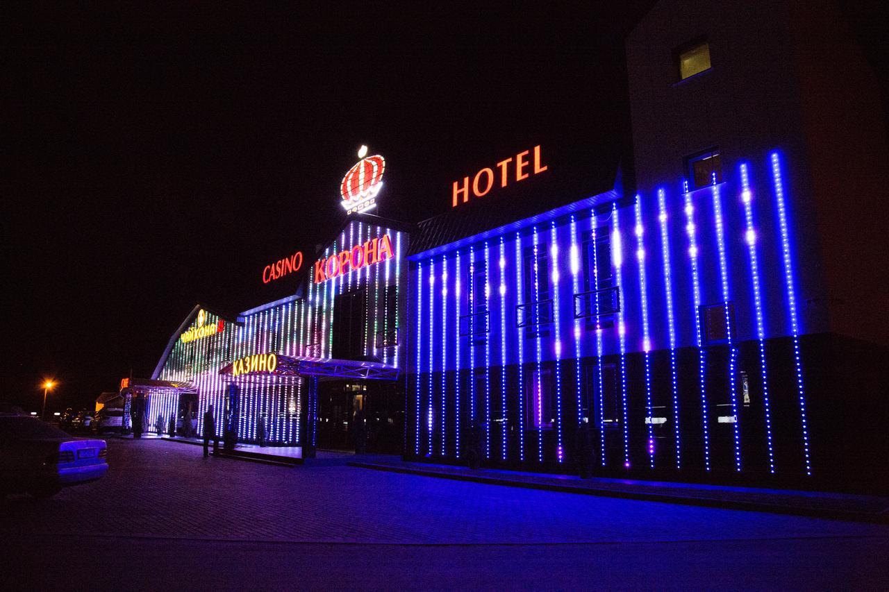 Krts Korona Hotel Sudilovichi Kültér fotó